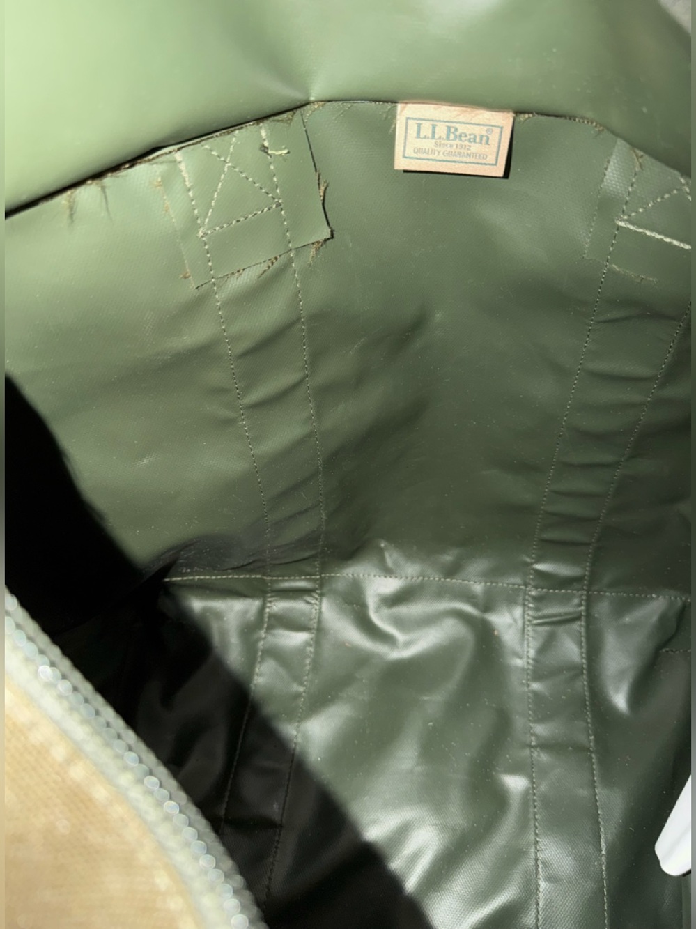 NWOT L.L. Bean LARGE Zip Hunter's Tote Bag With Strap - Picture 9 of 12